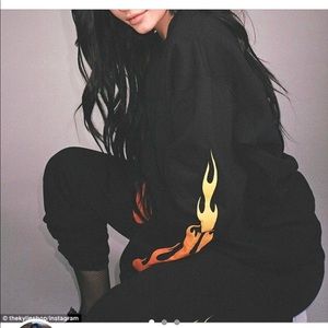 BLACK KYLIE FLAME SWEATSHIRT. 100% AUTHENTIC.